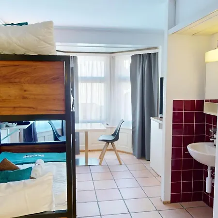 Etagenbett - Kueche - Kaffee - Tee - 55